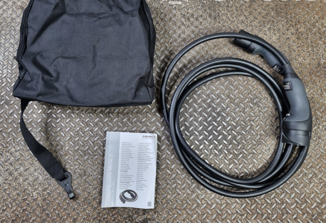 Кабель для заряджання електромобіля A0005832505 MERCEDES