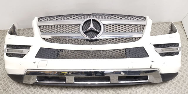 Бампер на авто A1668853125 MERCEDES