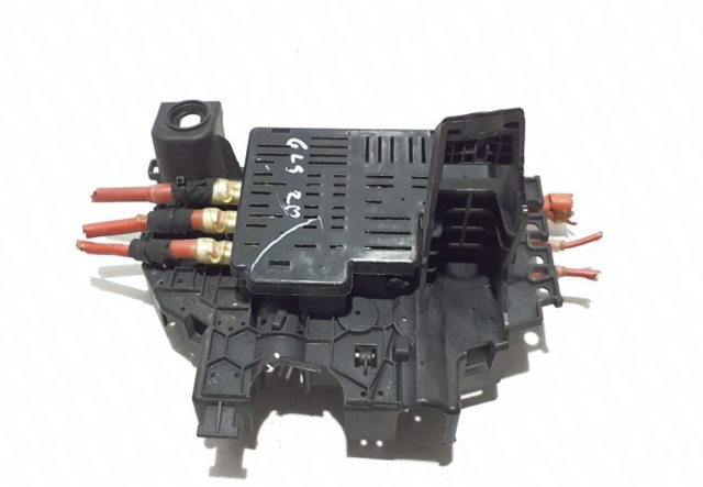 Реле запобіжників A1675404328 MERCEDES