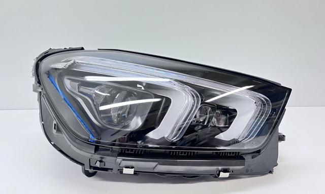 Права блок фара A1679064204 MERCEDES