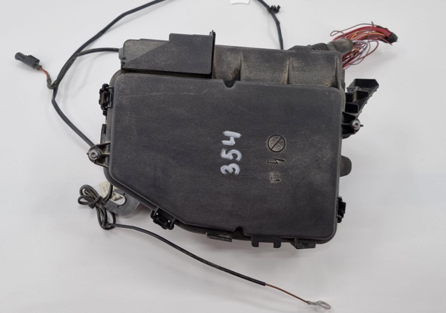 Корпус запобіжників A1775404307 MERCEDES