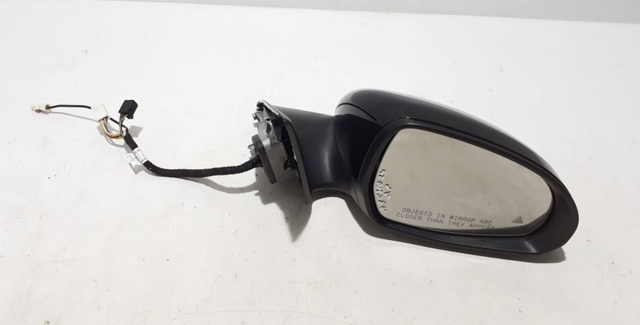 Корпус дзеркала заднього виду, правий A2068109404 MERCEDES