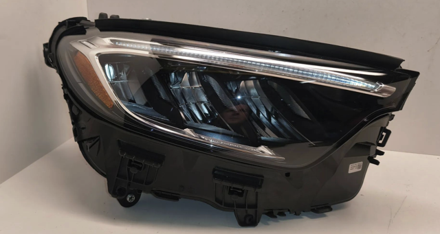 Права блок фара A2549064401 MERCEDES