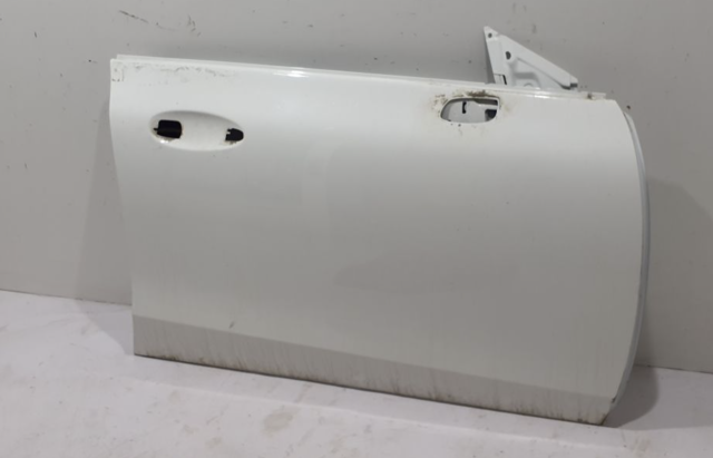 Пасажирські передні двері A2577203401 MERCEDES
