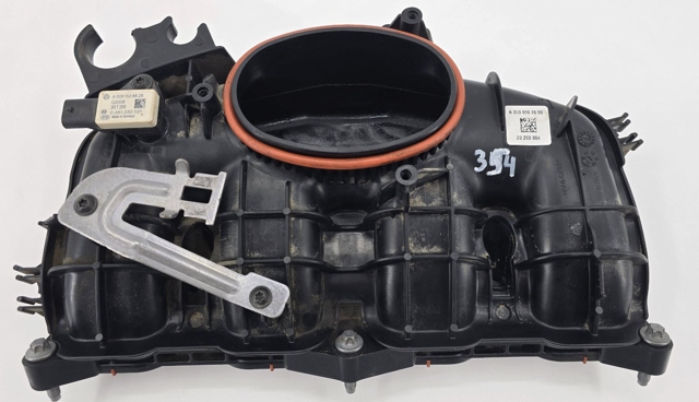 Колектор впускний A2600902600 MERCEDES