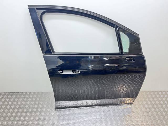 Дверка передня права A2947200602 MERCEDES