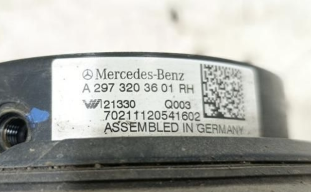 Пневморессора задня A2973203601 MERCEDES