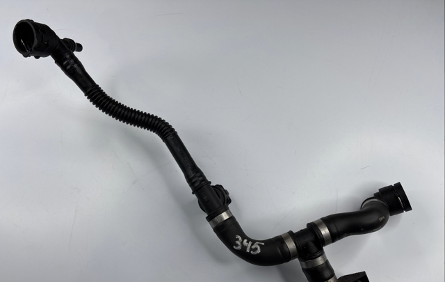 Патрубок системи охолодження A2975010900 MERCEDES