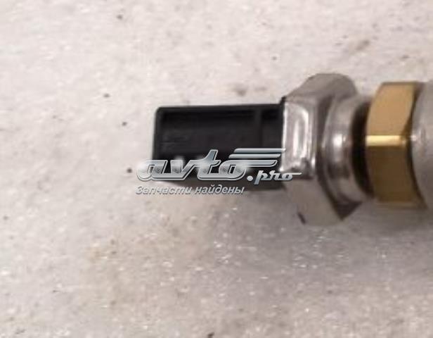 Датчик тиску палива 04C906054C VAG