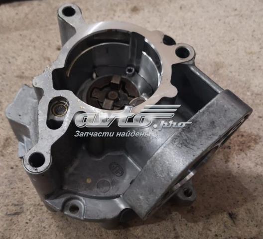 Насос вакуумний 06K145100AB VAG