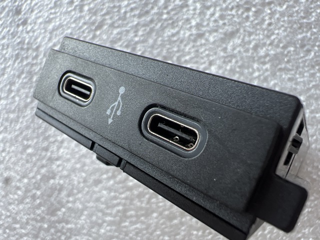 USB-розгалужувач 2G6035736 VAG