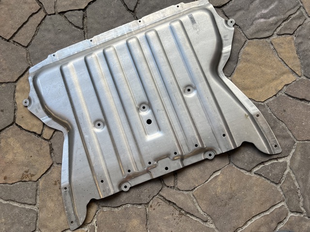 Захист картера двигуна 31146883283 BMW