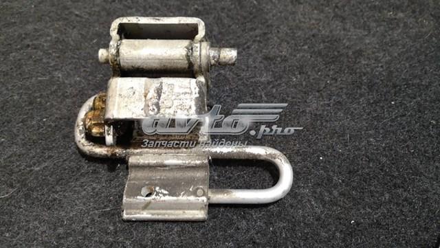 Петля задніх правих дверей 3B4833412B VAG