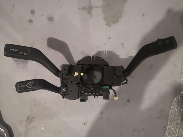 Перемикачі Volkswagen Passat B6