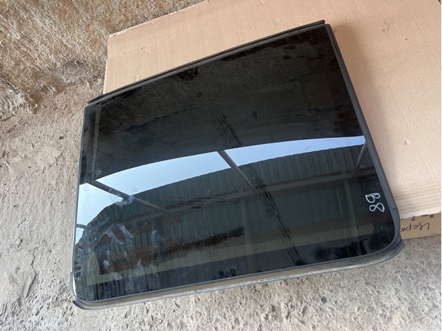 Кришка люка даху, задня 3G98770569B9 VAG