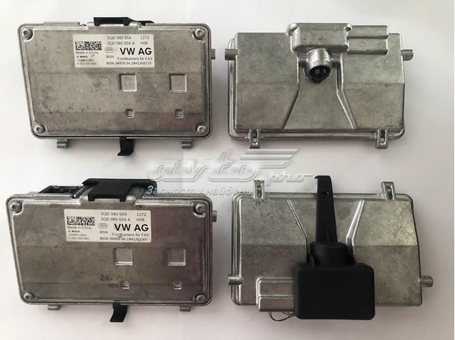 Камера заднього виду 3QD980654 VAG