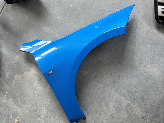 Переднє ліве крило 41009492431 BMW