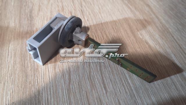 Датчик температури повітря в салоні 4B0820539 VAG