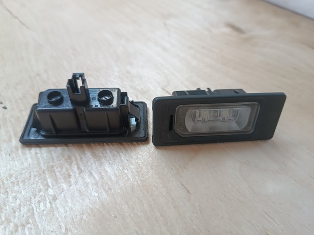 Ліхтар підсвічування заднього номерного знака 4G0943021 VAG