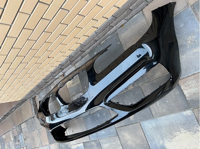 Кожух бампера переднього 51117407684 BMW