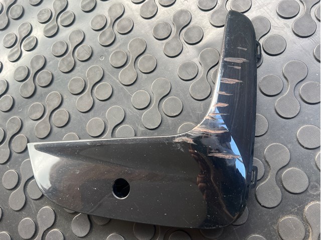 Молдинг переднього бампера, правий 51118079596 BMW