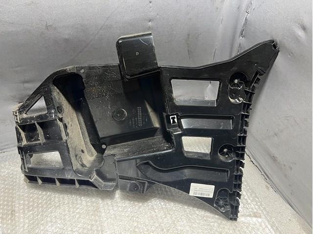 Направляюча заднього бампера, права 51127332318 BMW