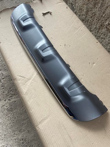 Молдинг бампера заднього, центральний 51127400678 BMW