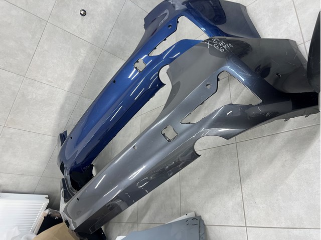 Бампер задній 51128493935 BMW