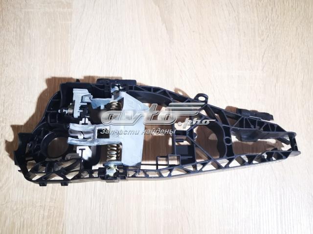 Тримач зовнішньої ручки дверей, задніх правих 51217401210 BMW