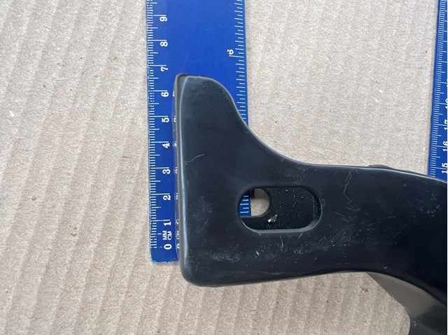 Кронштейн підніжки 5179560060 TOYOTA