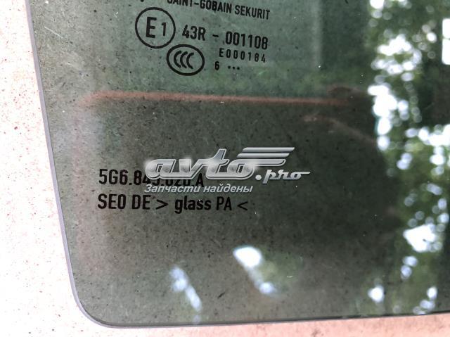 Вікно задніх дверей 5G6845026A VAG