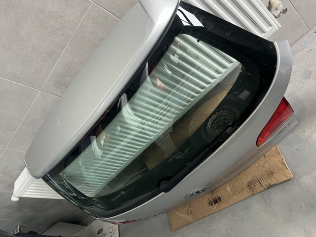 Двері багажника 5K6827025J VAG