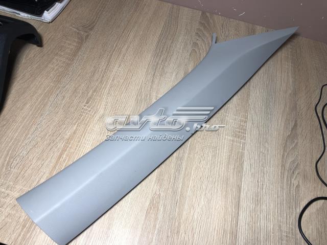 Обшивка стійки кузова внутрішня, передня права 5NA867234RM5 VAG