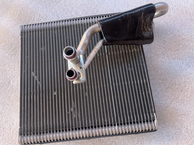 Випарник 5WB816103A VAG