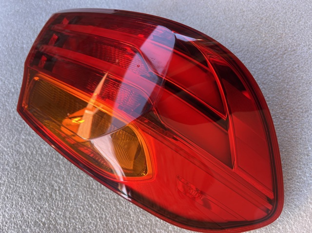 Задня ліва фара 63217296097 BMW