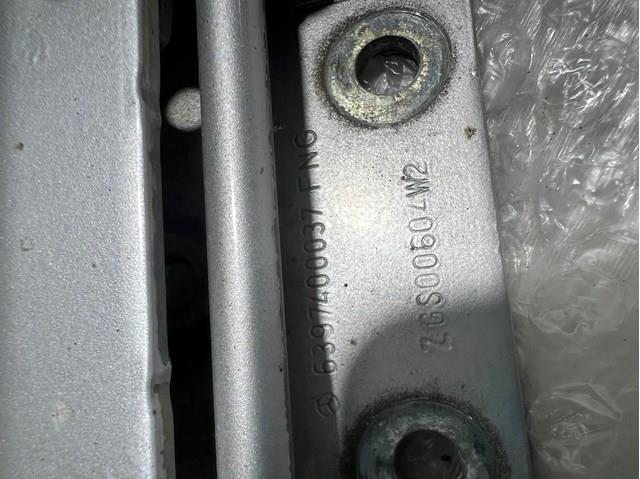 Петля багажника 6397400037 MERCEDES