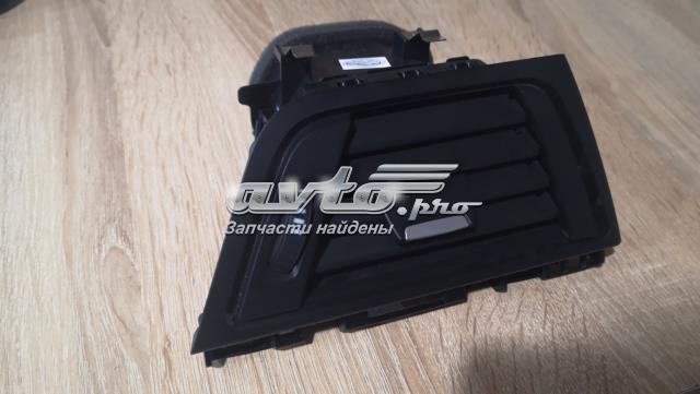 Решітка повітроводу права 64229218550 BMW