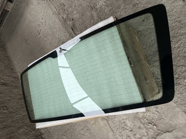 Вікно двері задка 7H5845503BK VAG