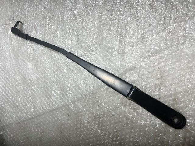 Важіль двірника 7P0955409B VAG