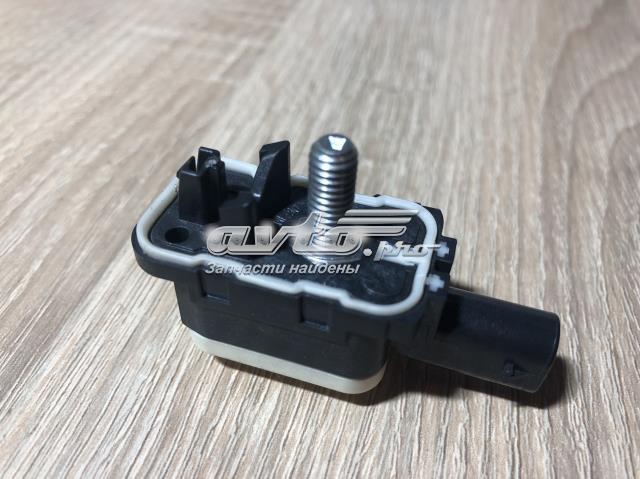 Датчик Айрбег передній 7P0959354 VAG