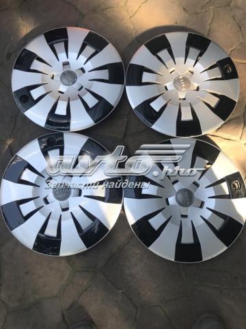 Ковпаки на диски 8V0601147B VAG
