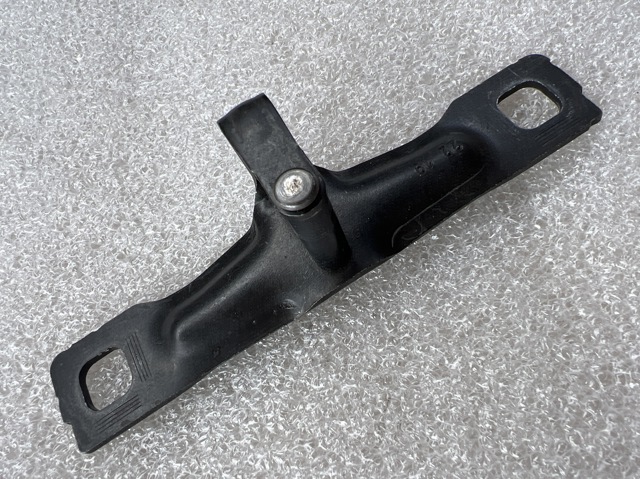 Упор двері задка 8V0827507H VAG
