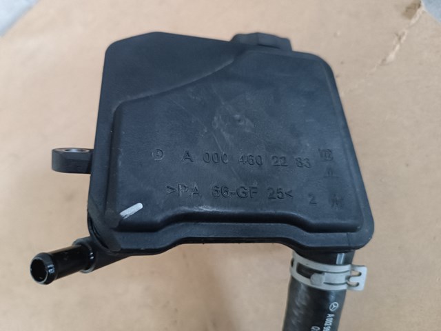 Бачок насосу гідропідсилювача керма A0004602283 MERCEDES