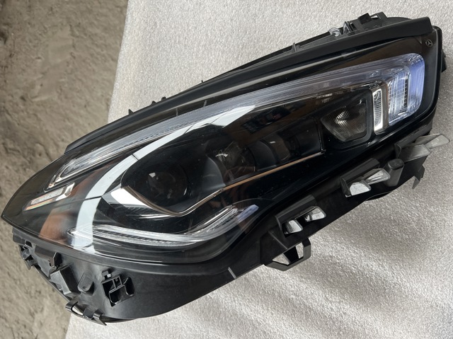 A1189063201 Mercedes