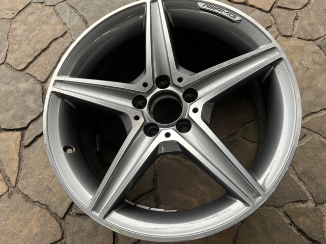 Диски колісні литі (легкосплавні, титанові) A2054011200 MERCEDES
