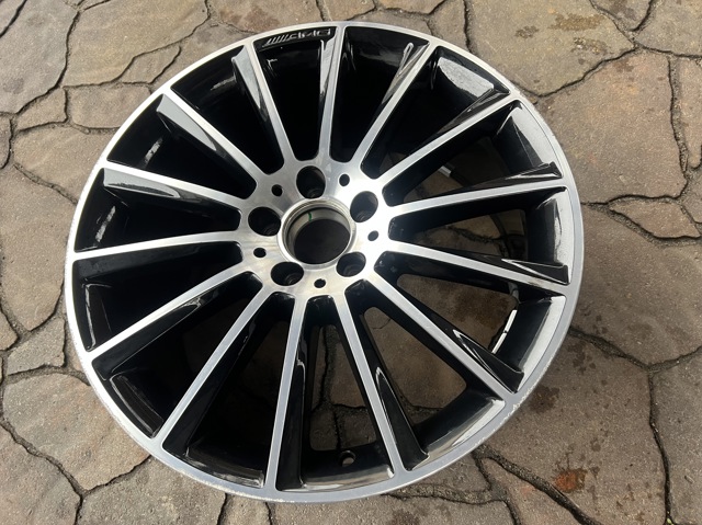 Диски колісні литі (легкосплавні, титанові) A2054011400 MERCEDES