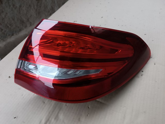 Задні ліхтарі A2059065200 MERCEDES