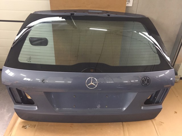 П'яті двері Mercedes E