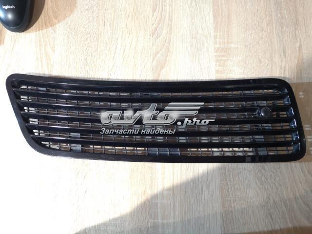 Решітка капота A2218800205 MERCEDES