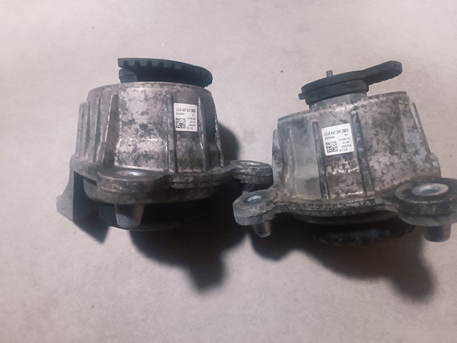 Права опора двигуна A4472410800 MERCEDES